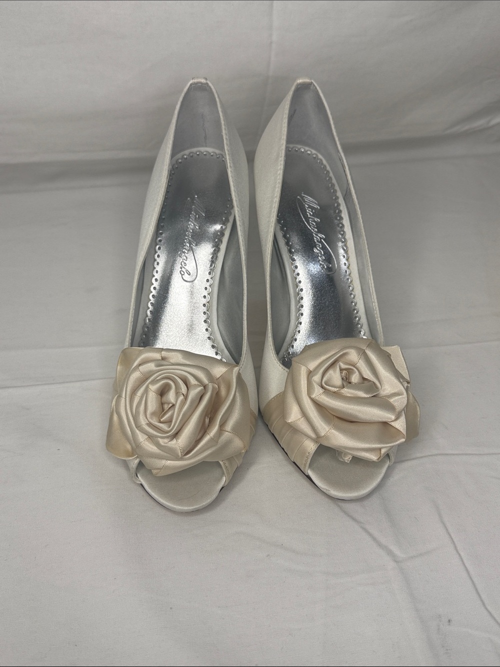 Michelangelo Bridal Shoes size 7.5 Ivory Rosette Rose & Satin, Calista ivory